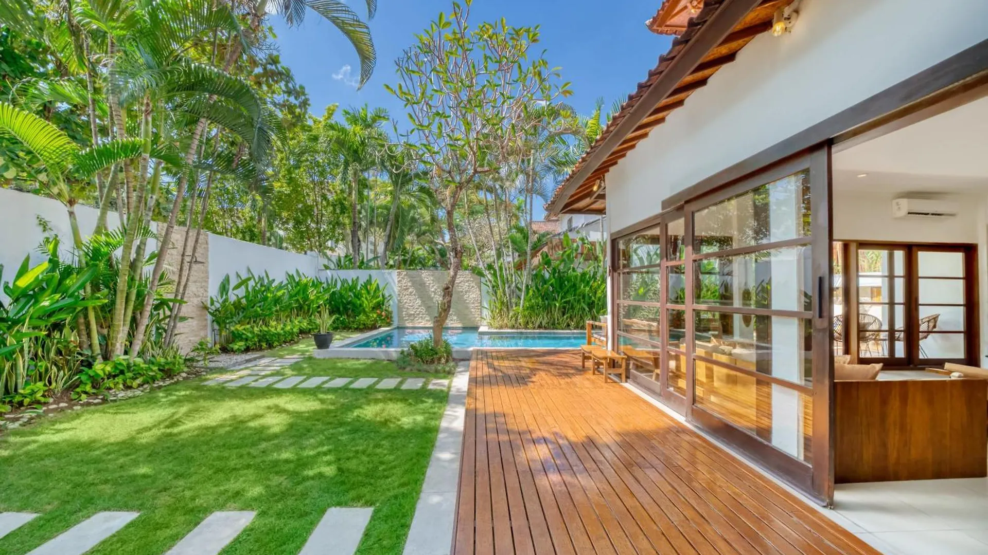 Villa Nord - Private 3 Bdr Villa In Seminyak, 12M Pool, Best Location  Seminyak (Bali)